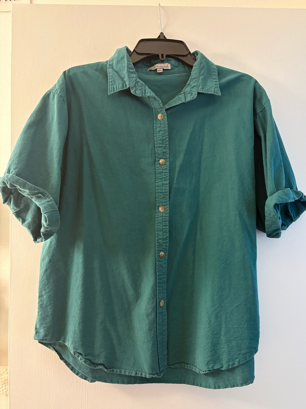 Wishlist Apparel Rainforest Green Button Down Short Sleeved Top Size M/L